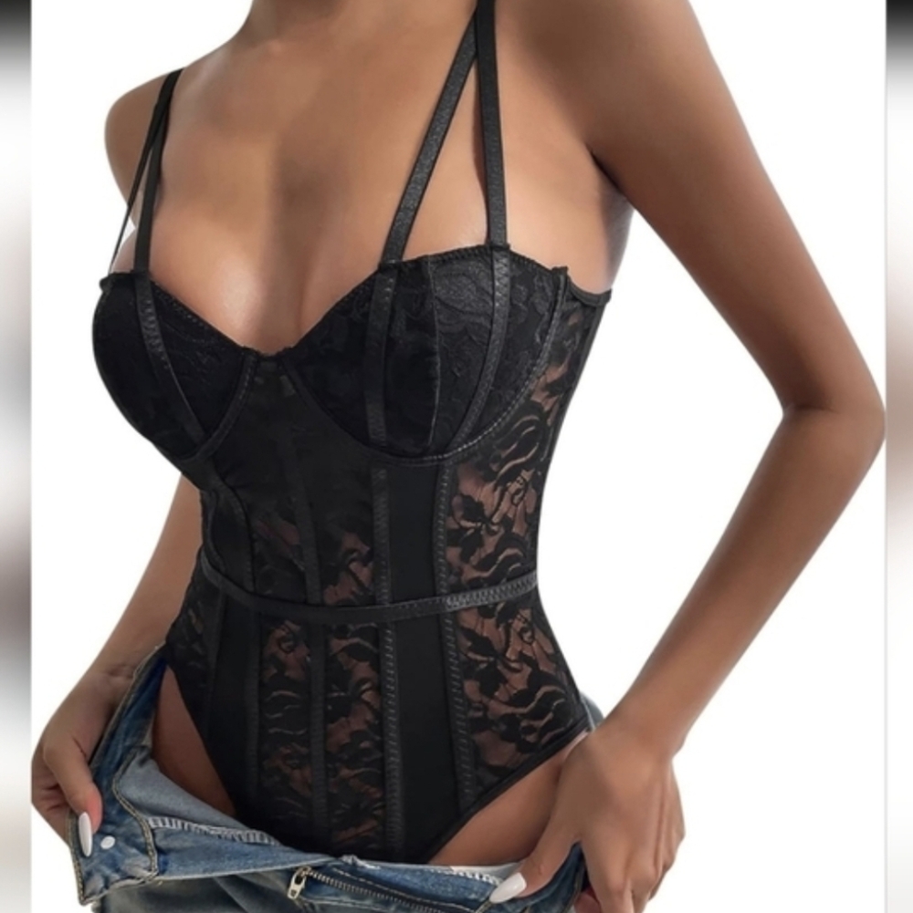 SHEIN Sleeveless Sheer Mesh Bodysuit for Women with Open Back and Bustier - Picture 4 of 14